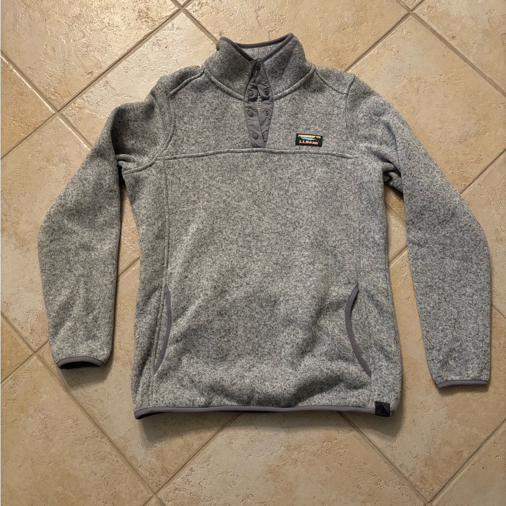 L.L.bean pullover- button up